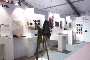 「Tokyo Designers Week2011」ブース風景写真その１